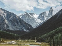 别只盯着表面，糖心vlog免费网页版入口竟然藏着不少细节这件事，真正让人难受的是后面那层意思，看到最后才发现前面全想岔了